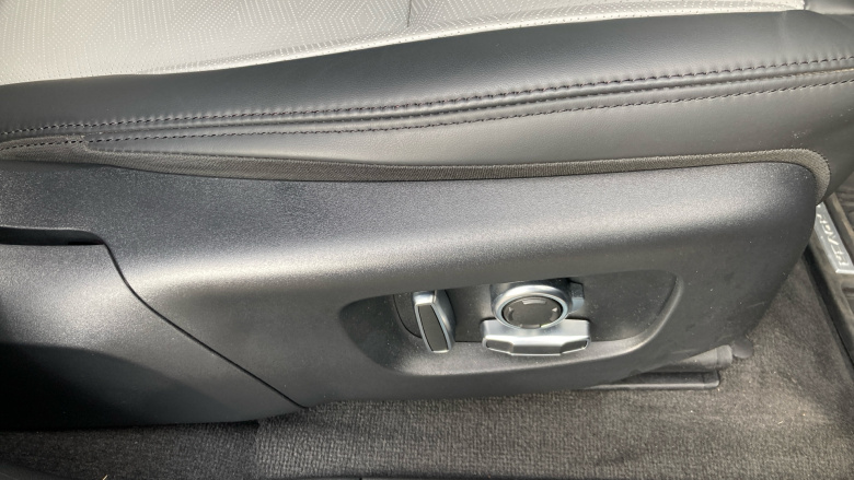 Land Rover Range Rover Evoque 2.0 D200 Autobiography 5dr Auto [Revised] Diesel Hatchback